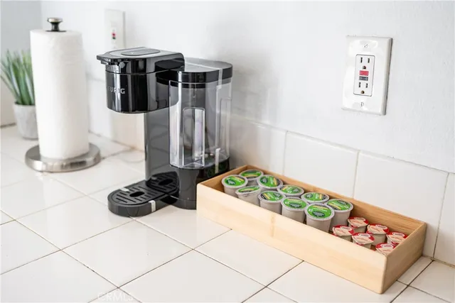 $3,600 | 22421 Hawthorn Avenue, Moreno Valley, CA 92553