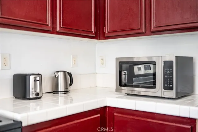 $3,600 | 22421 Hawthorn Avenue, Moreno Valley, CA 92553