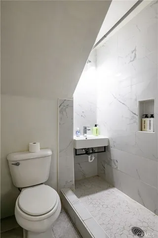 $3,600 | 22421 Hawthorn Avenue, Moreno Valley, CA 92553