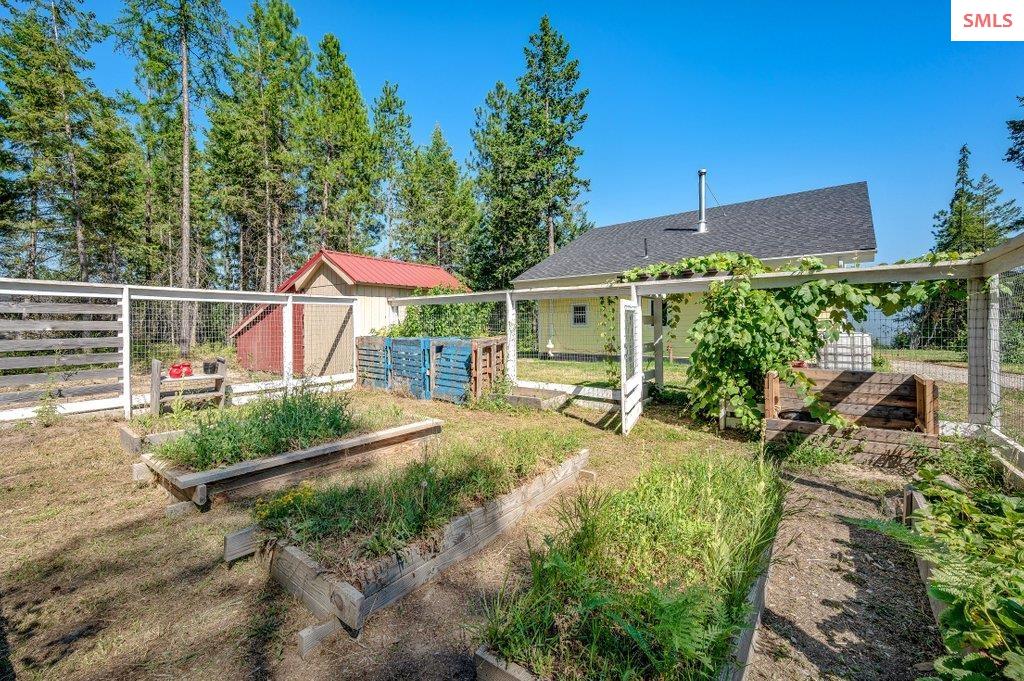 1532 Sunrise Road Bonners Ferry, ID 83805 - Photo 19 of 26 Gallery Image 19