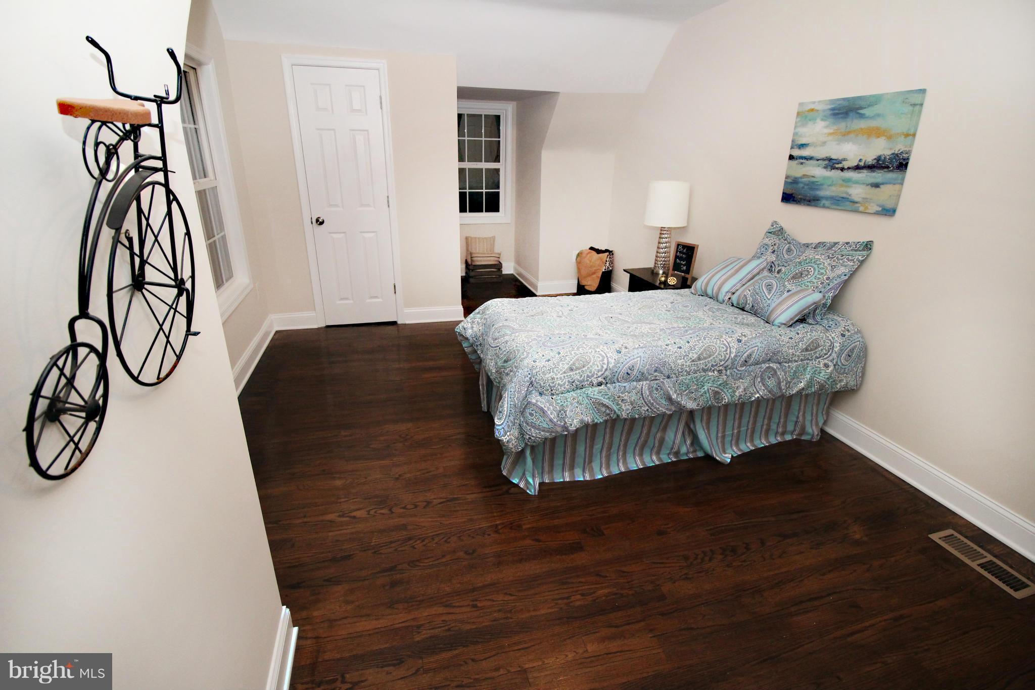 9200 Annapolis Road Lanham, MD 20706 - Photo 18 of 29 Bedroom