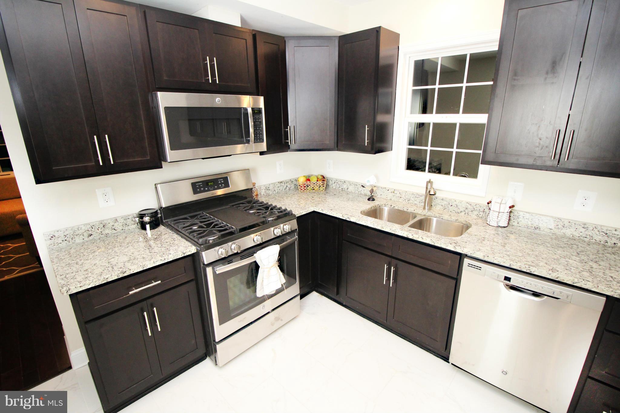 9200 Annapolis Road Lanham, MD 20706 - Photo 5 of 29 Kitchen