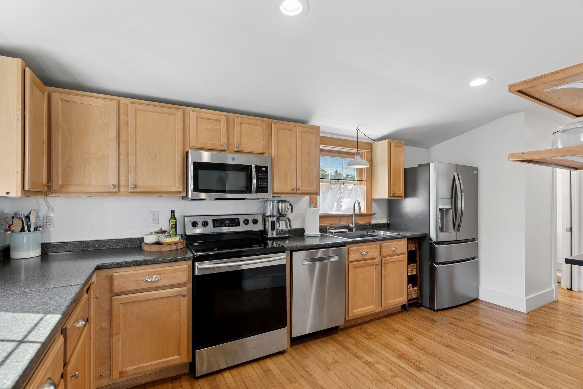 35 Ray Street Biddeford, ME 04005 - Photo 7 of 41 44_DSC06329