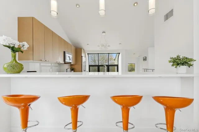 $2,388,000 | 21 South Fulton Drive, Unit 29, Montauk, NY 11954