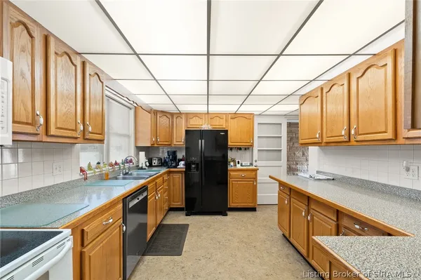 $300,000 | 87 Forest Drive, Jeffersonville, IN 47130