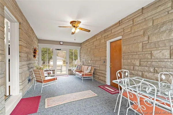 $300,000 | 87 Forest Drive, Jeffersonville, IN 47130