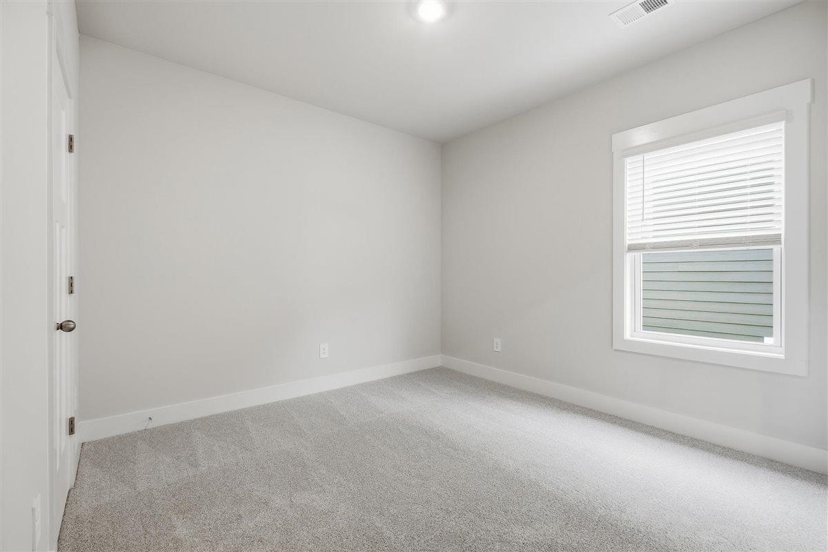 419 Ragland Avenue Greer, SC 29651 - Photo 8 of 37 Gallery Image 8
