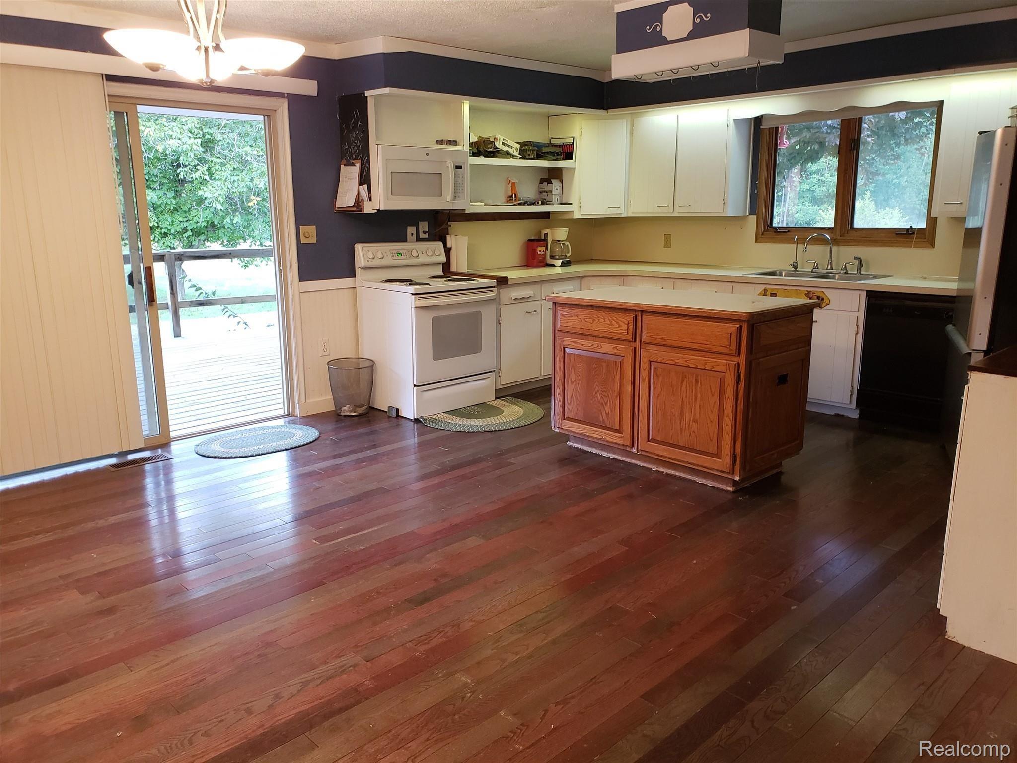 388 La Grant Road Twining, MI 48766 - Photo 22 of 50 20190818_195141.jpg