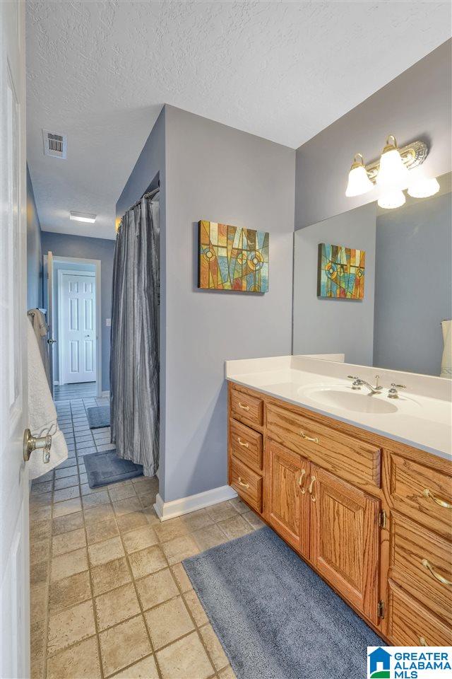 208 Merchant Drive Rainbow City, AL 35906 - Photo 27 of 46