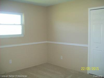 7200 East Bristol Road Davison, MI 48423 - Photo 16 of 43 100_1275.jpg