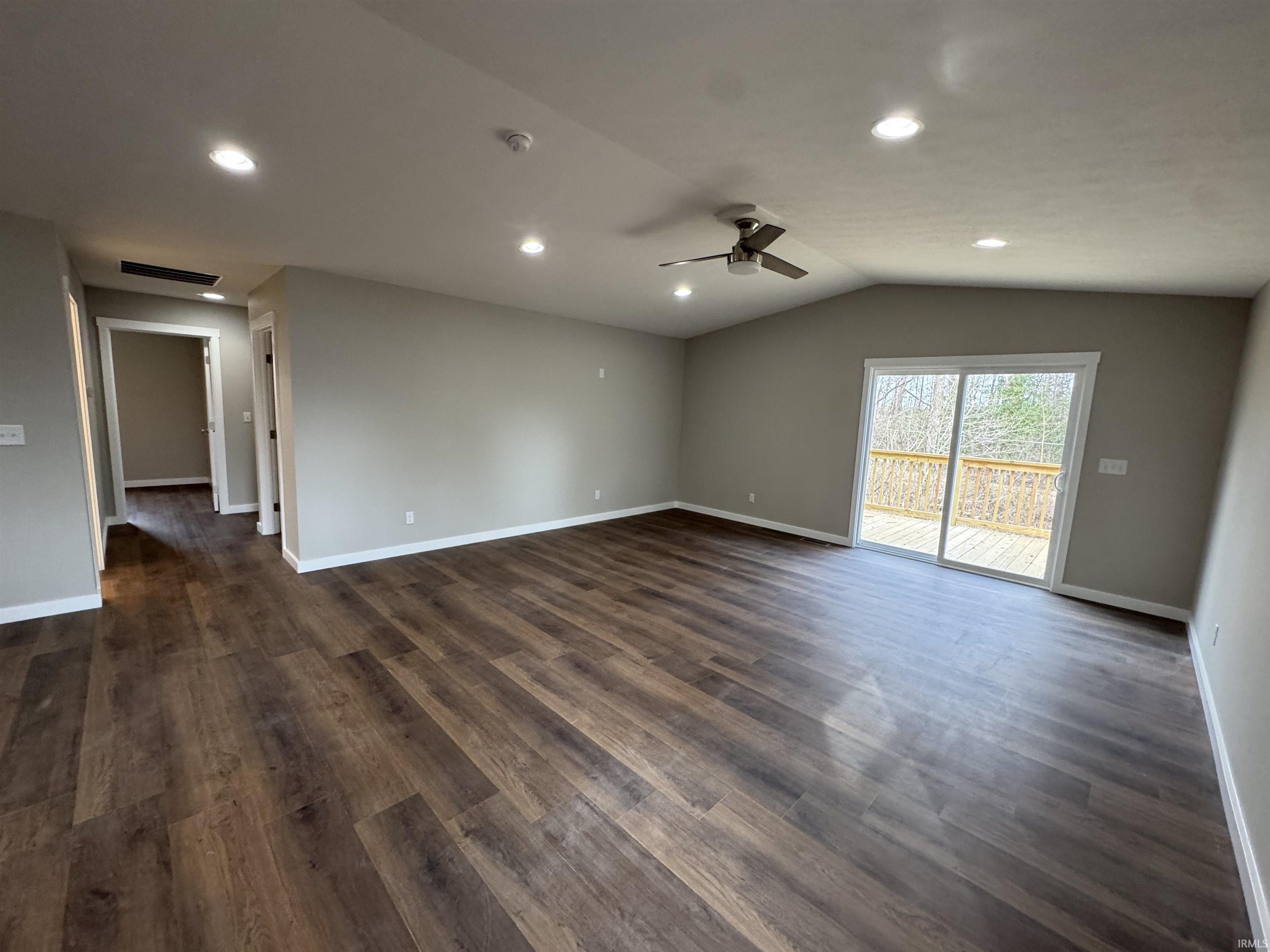 450 Trinton Circle Bedford, IN 47421 - Photo 6 of 15