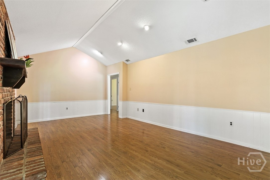 207 Debra Road Savannah, GA 31410 - Photo 18 of 38