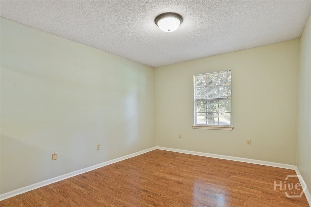 207 Debra Road Savannah, GA 31410 - Photo 29 of 38