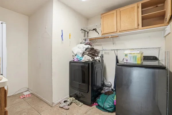 $320,000 | 2707 Woodsboro Drive, Spring, TX 77388