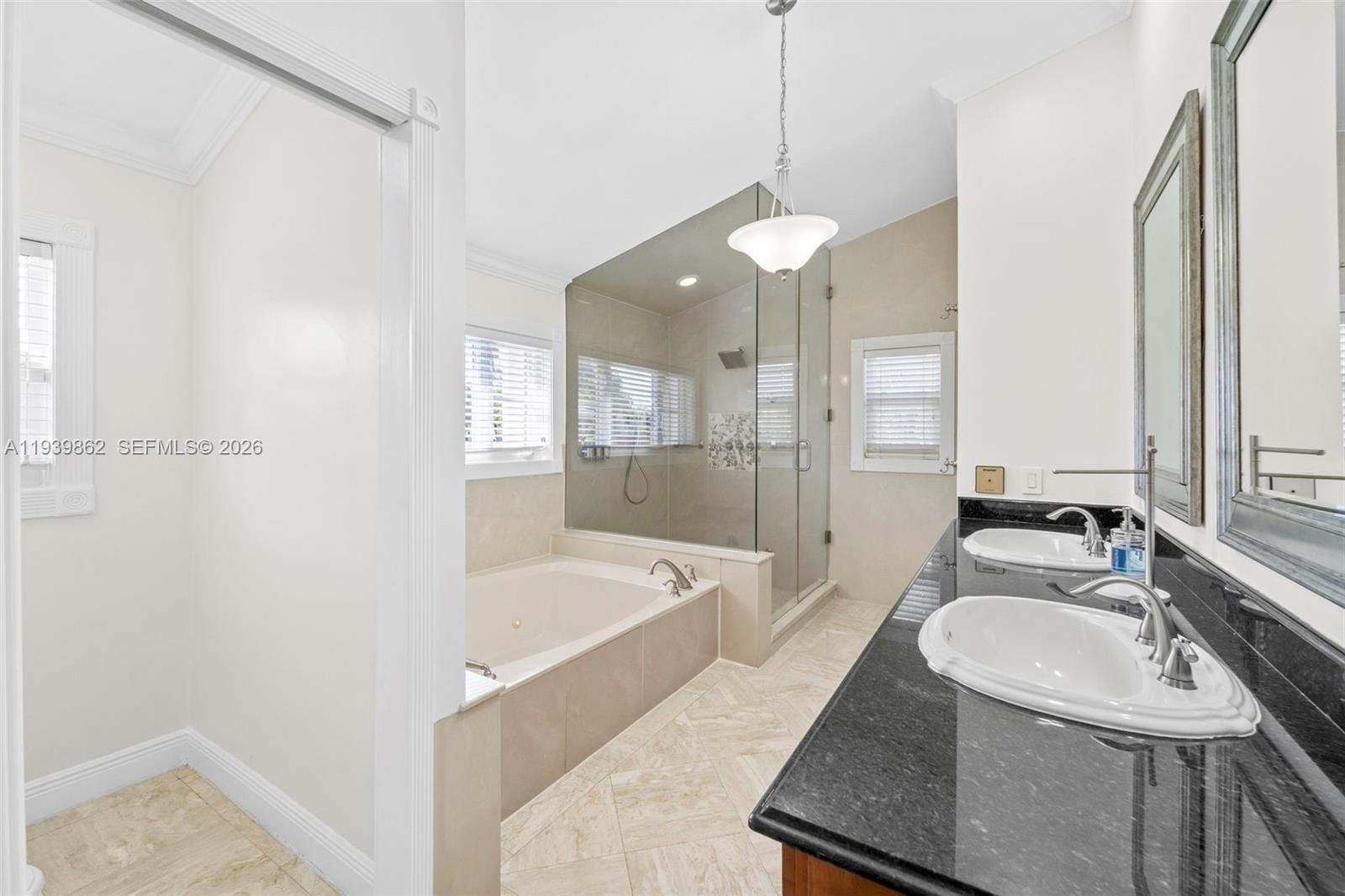 7221 Southwest 110th Terrace Pinecrest, FL 33156 - Photo 17 of 29