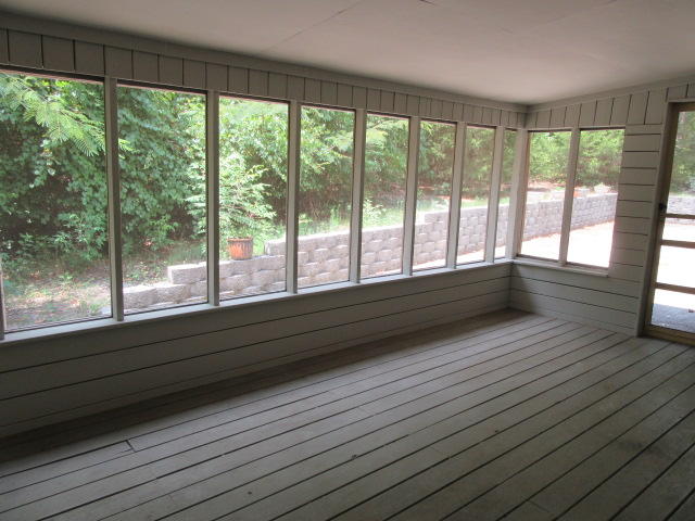 466 Post Oak Road Ringgold, GA 30736 - Photo 22 of 28 Screened Deck