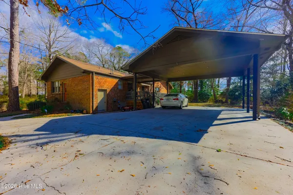 $414,500 | 163 Washington Circle, Wallace, NC 28466