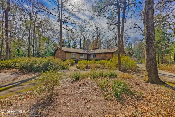 $414,500 | 163 Washington Circle, Wallace, NC 28466