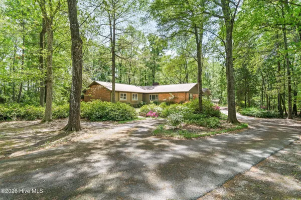 $414,500 | 163 Washington Circle, Wallace, NC 28466