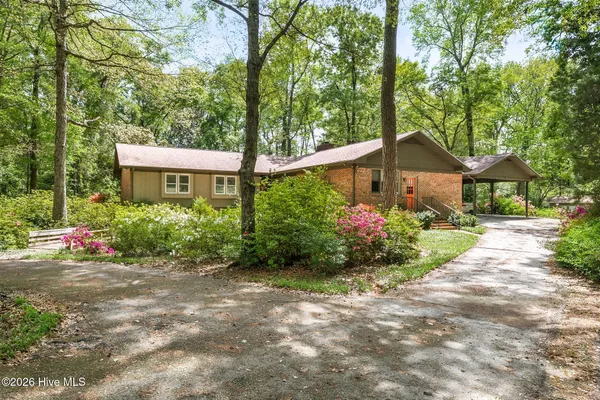 $414,500 | 163 Washington Circle, Wallace, NC 28466