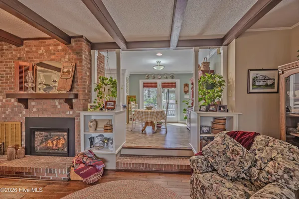 $414,500 | 163 Washington Circle, Wallace, NC 28466