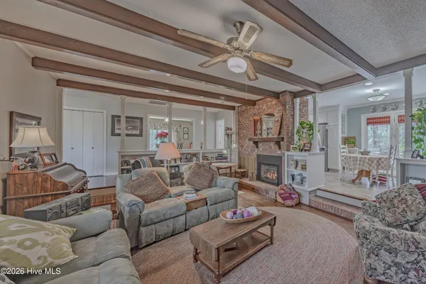 $414,500 | 163 Washington Circle, Wallace, NC 28466