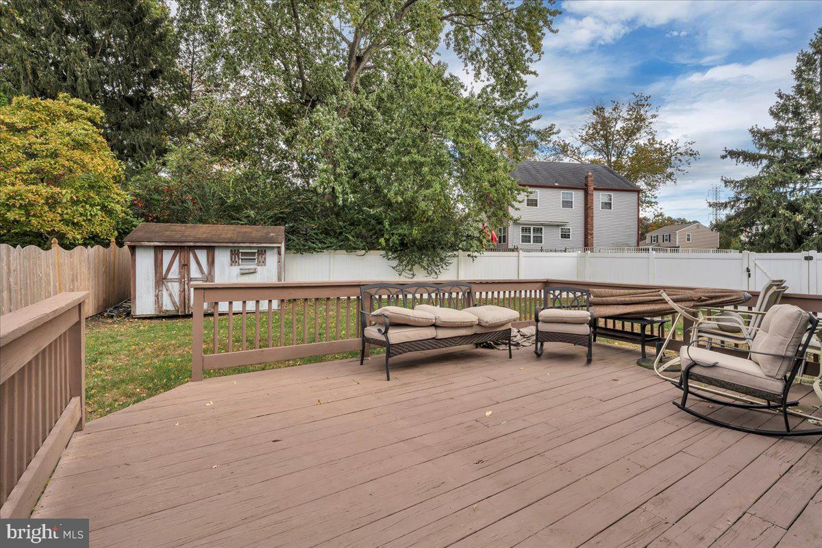 68 Sturbridge Drive Sicklerville, NJ 08081 - Photo 30 of 34 a view of a house with backyard and sitting area