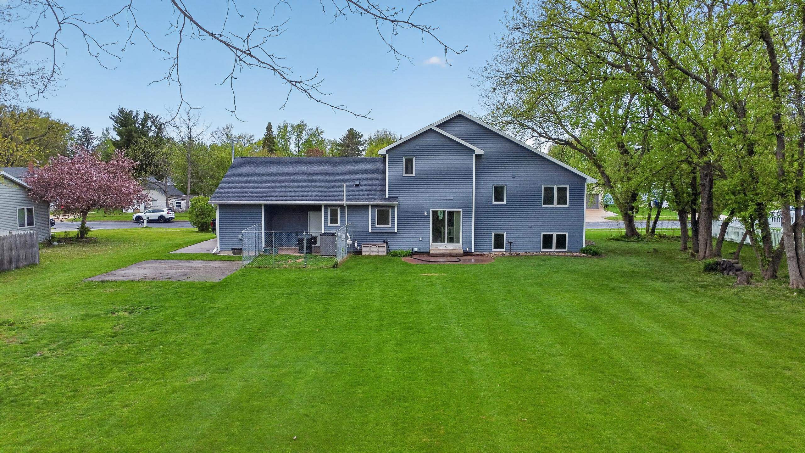 383 Sunnyview Lane Marshall, WI 53559 - Photo 30 of 38