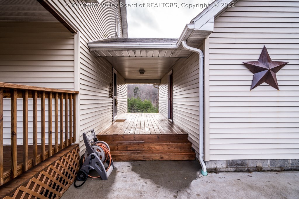 752 West View Drive Ripley, WV 25271 - Photo 5 of 29 Gallery Image 5