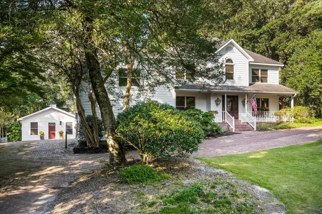 $1,037,000 | 1014 South Main Street, Summerville, SC 29483