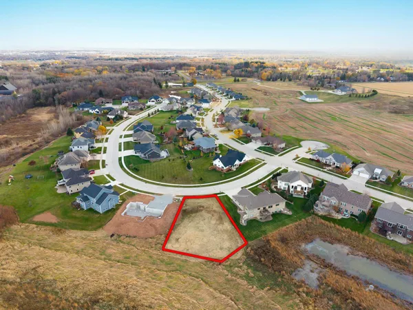 $92,400 | 6658 North Headwall Circle, Appleton, WI 54913