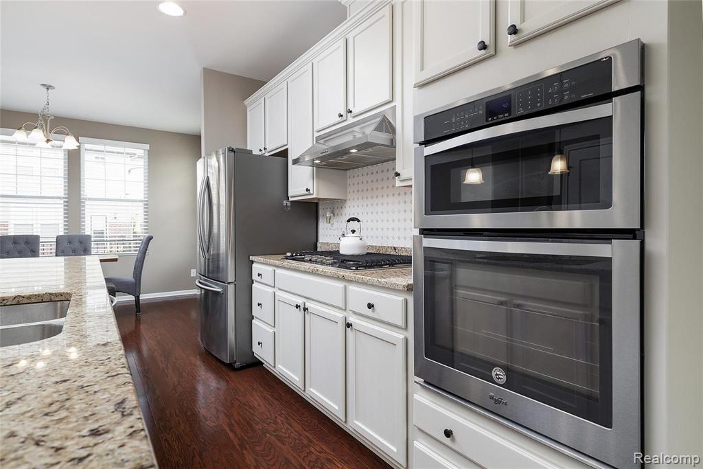979 Barclay Circle, Unit 58 Rochester, MI 48307 - Photo 7 of 30