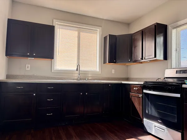 $2,800 | 620 Oneida Street, Joliet, IL 60435