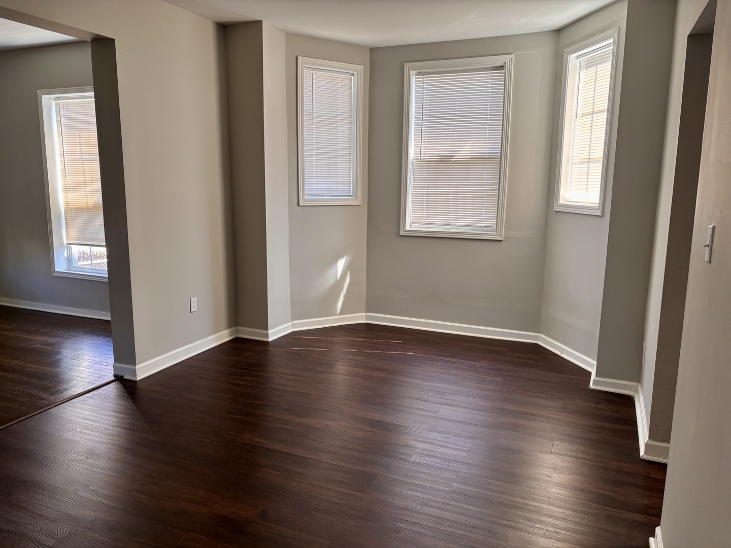 620 Oneida Street Joliet, IL 60435 - Photo 4 of 10