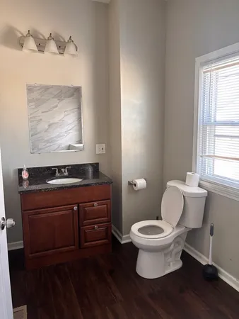 $2,800 | 620 Oneida Street, Joliet, IL 60435