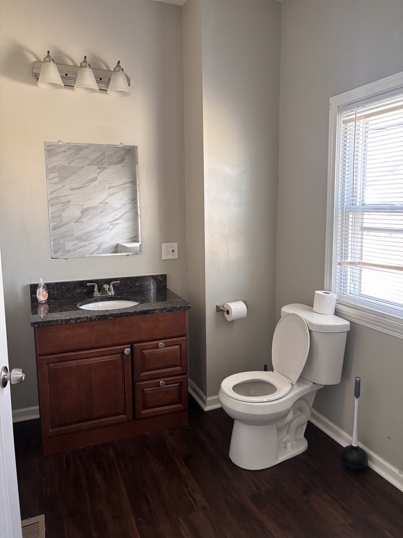 620 Oneida Street Joliet, IL 60435 - Photo 9 of 10