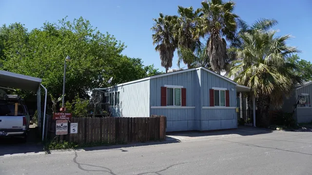 $115,000 | 4971 11 Oaks Lane, Unit 15, North Highlands, CA 95660