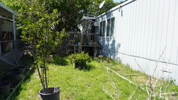 $115,000 | 4971 11 Oaks Lane, Unit 15, North Highlands, CA 95660