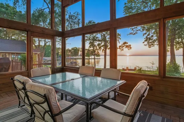 $975,000 | 278 Shady Shores Drive, Mabank, TX 75156
