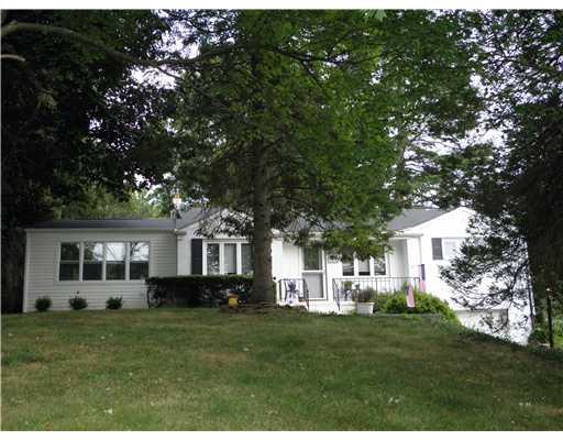 2818 Clearview Road Allison Park, PA 15101 - Photo 3 of 13 Exterior Front.
