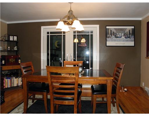 2818 Clearview Road Allison Park, PA 15101 - Photo 5 of 13 Dining Room.