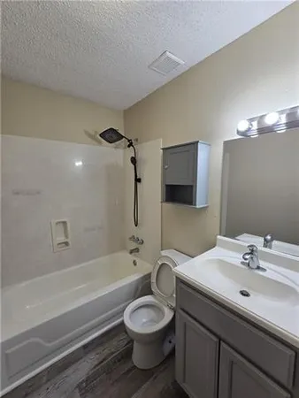 $515,000 | 813 Vouray Drive, Kenner, LA 70065