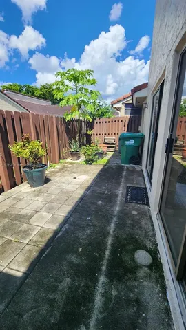 $2,650 | 6334 Northwest 170th Lane, Hialeah, FL 33015