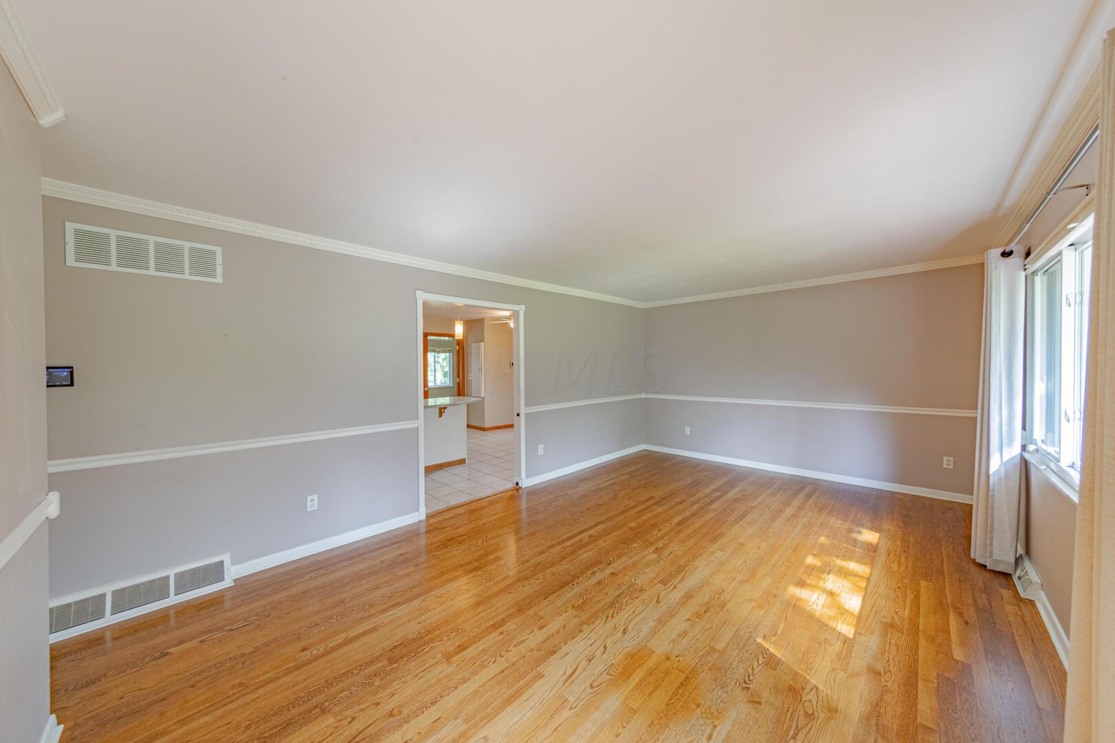 6365 Harlem Road Westerville, OH 43081 - Photo 6 of 61 6365-Harlem-26