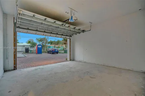 $1,050,000 | 1801 Northeast 13th Street, Unit 1829, Fort Lauderdale, FL 33304