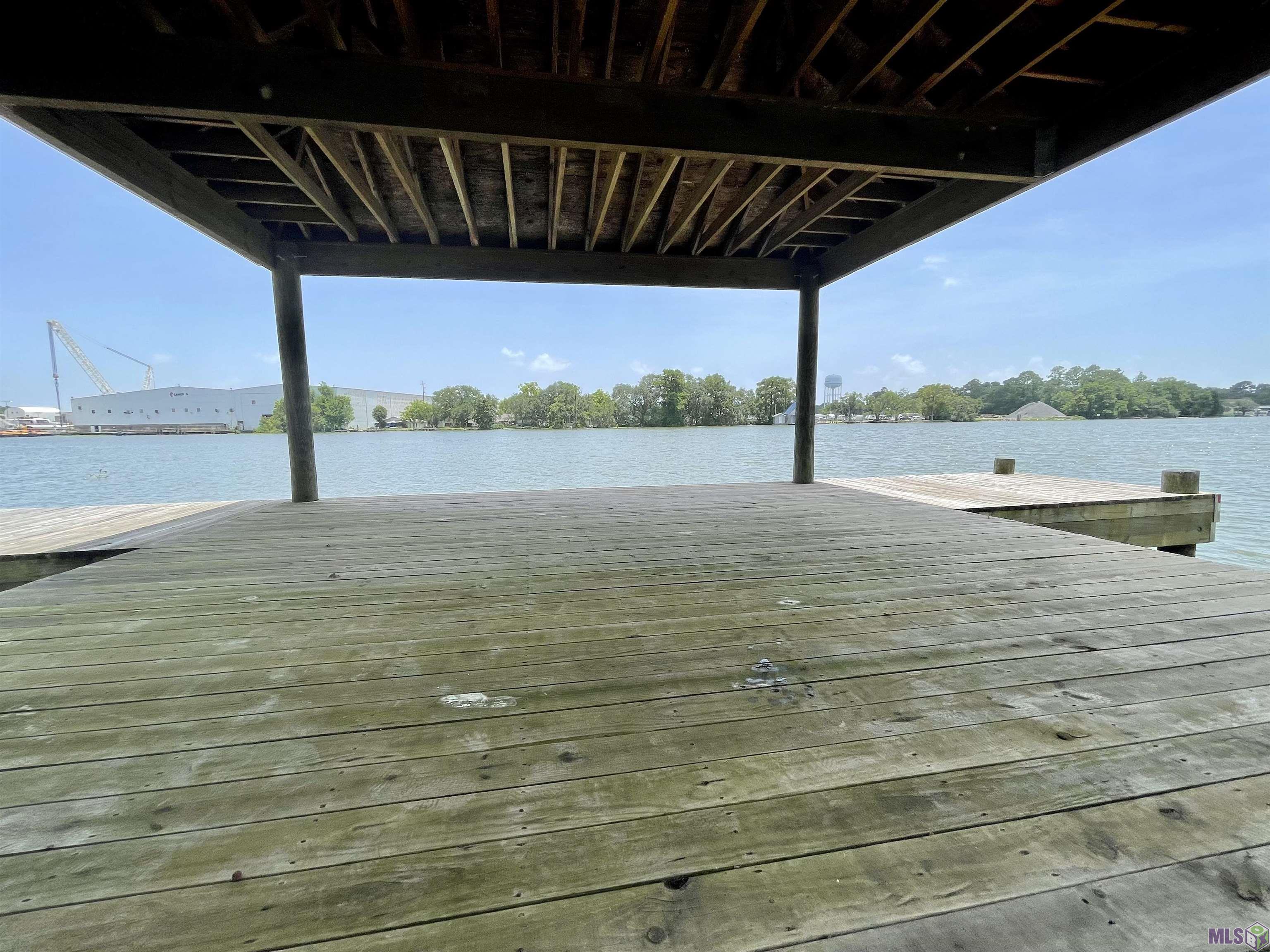 1020 Victoria Riverside Road Patterson, LA 70392 - Photo 7 of 10 Gallery Image 7