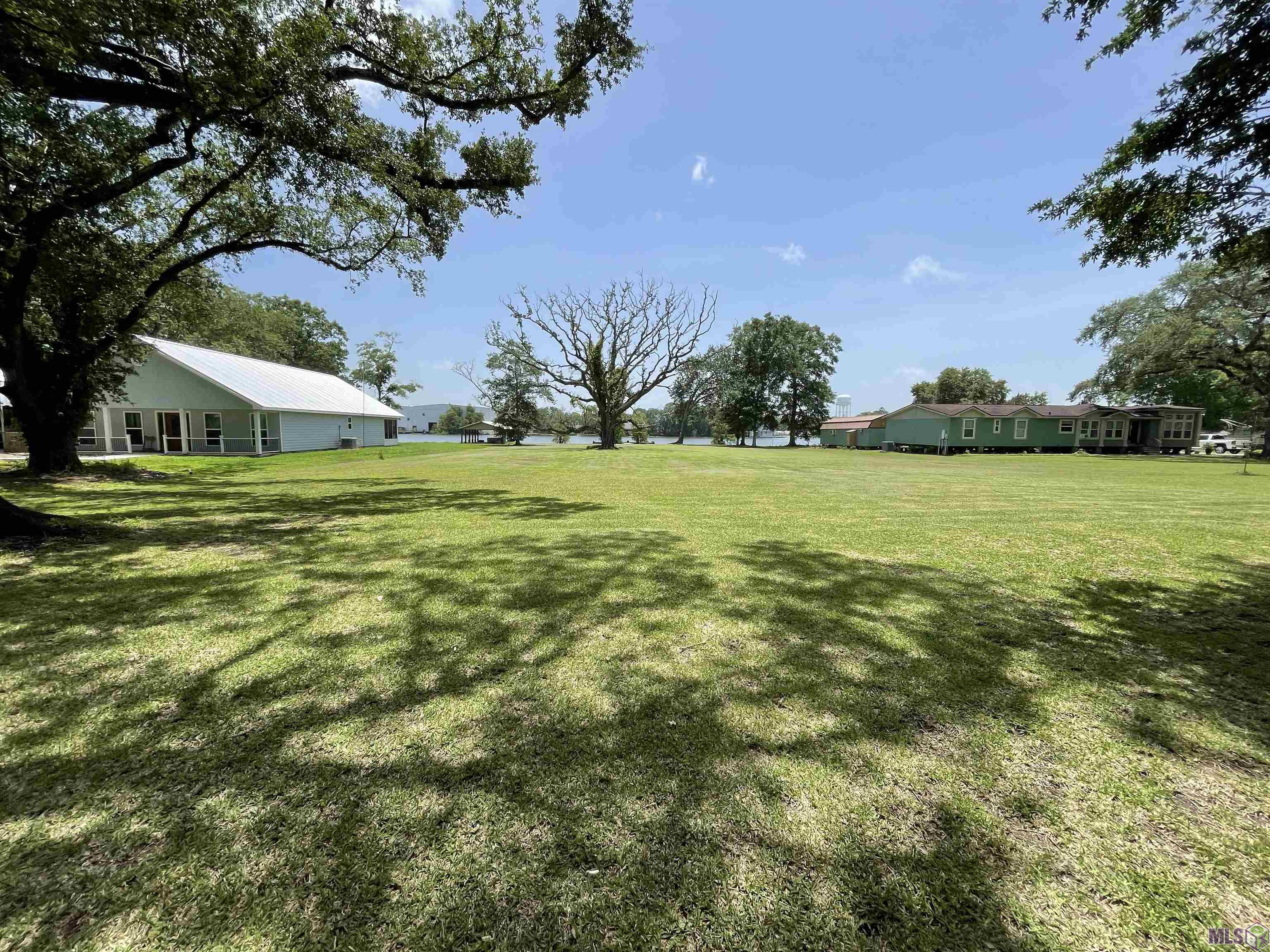 1020 Victoria Riverside Road Patterson, LA 70392 - Photo 8 of 10 Gallery Image 8