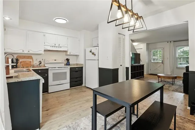 $127,500 | 8021 East 88th Street, Kansas City, MO 64138