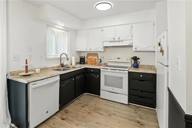 $127,500 | 8021 East 88th Street, Kansas City, MO 64138