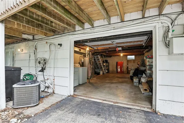 $127,500 | 8021 East 88th Street, Kansas City, MO 64138